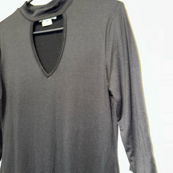 Women's Wishful Park Dress Size M Black Key hole front form fitting - Picture 8 of 12